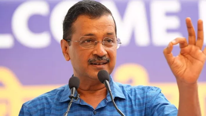 अरविंद केजरीवाल का इस्तीफा: क्या सुनीता केजरीवाल के लिए छोड़ी मुख्यमंत्री की कुर्सी?