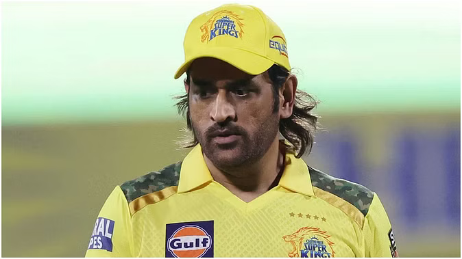 Discussion on retention between Dhoni and Chennai Super Kings