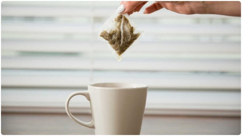 Drinking tea with tea bags